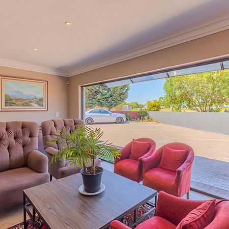 Holiday Guest House Langebaan Exterior foto
