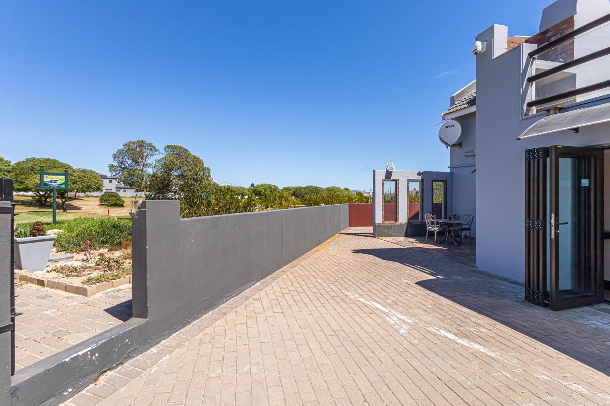Holiday Guest House Langebaan Exterior foto