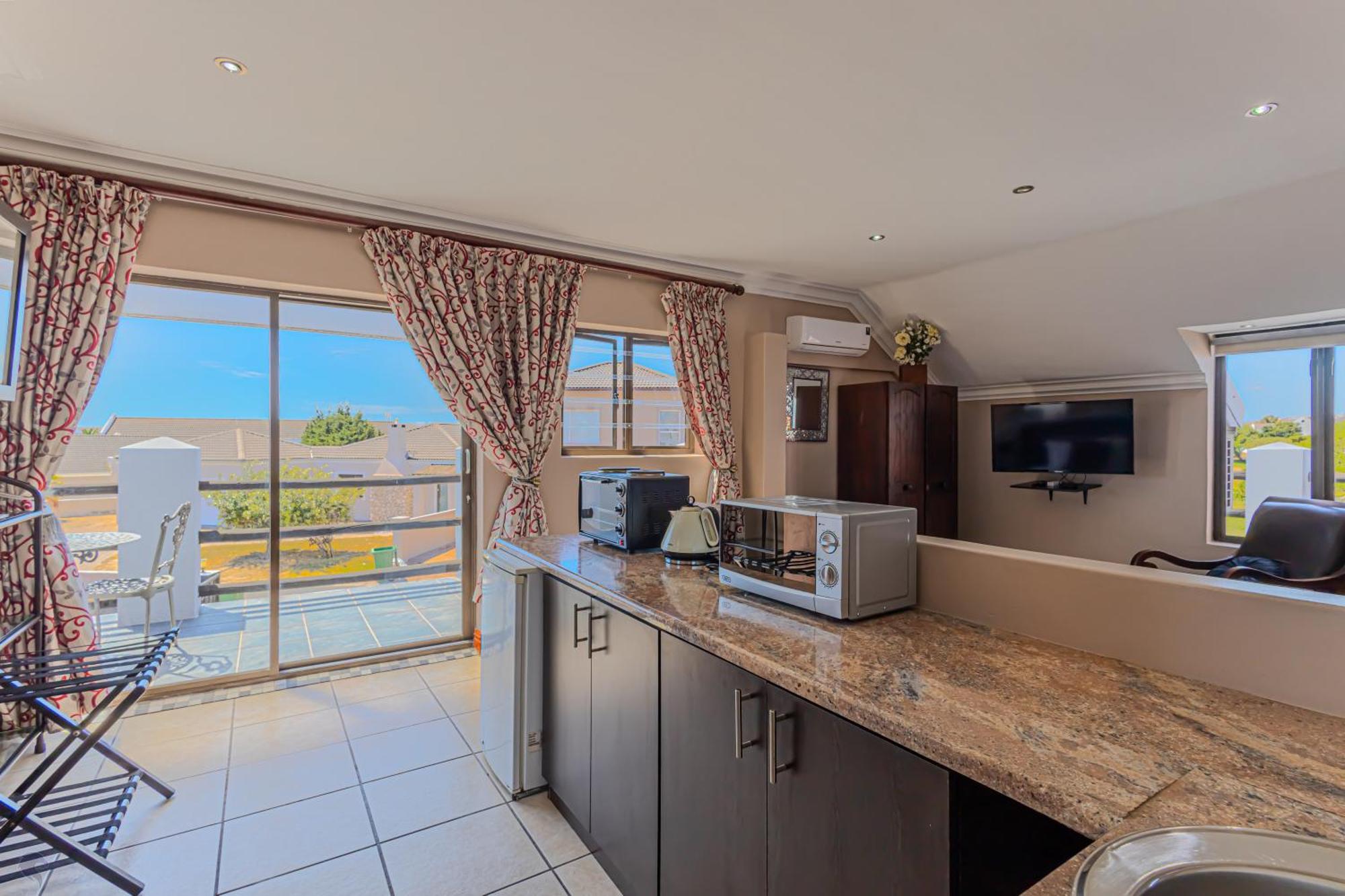 Holiday Guest House Langebaan Exterior foto